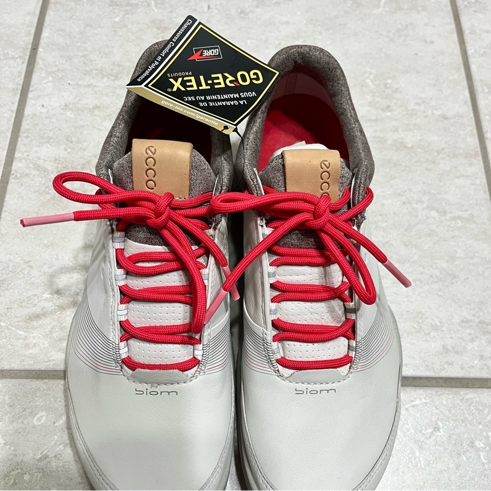 NWT ECCO Women Biom Hybrid 3 GoreTex Water Proof White Leather Golf Sneaker